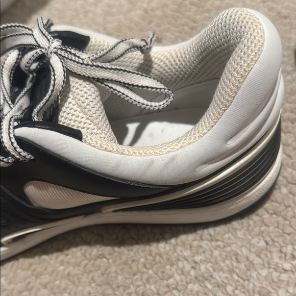 Men’s Gucci sneakers size 10 - Picture 9 of 9